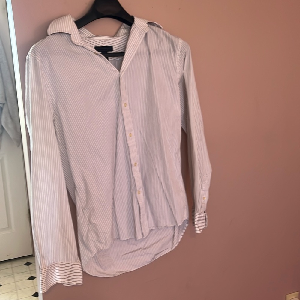 Express design studio premium woven cotton white/blk  pinstripe L button down